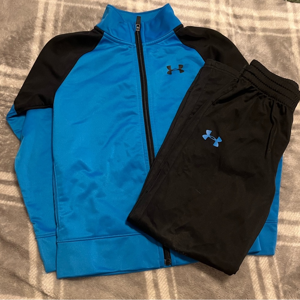 Under Armour Boys Tracksuit Black/Blue Size 7